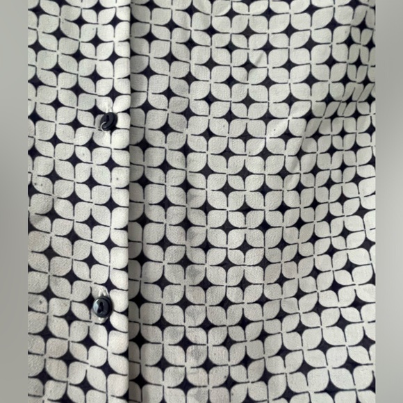 H&M Blouise - Picture 4 of 4